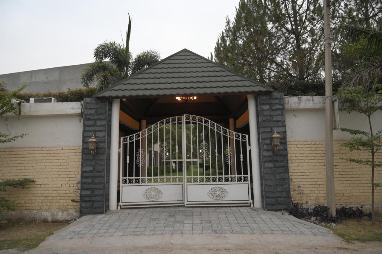Kamal Resorts - The Luxury Of Being Yourself Ludhiana Bagian luar foto