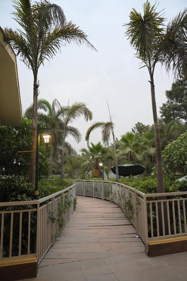 Kamal Resorts - The Luxury Of Being Yourself Ludhiana Bagian luar foto