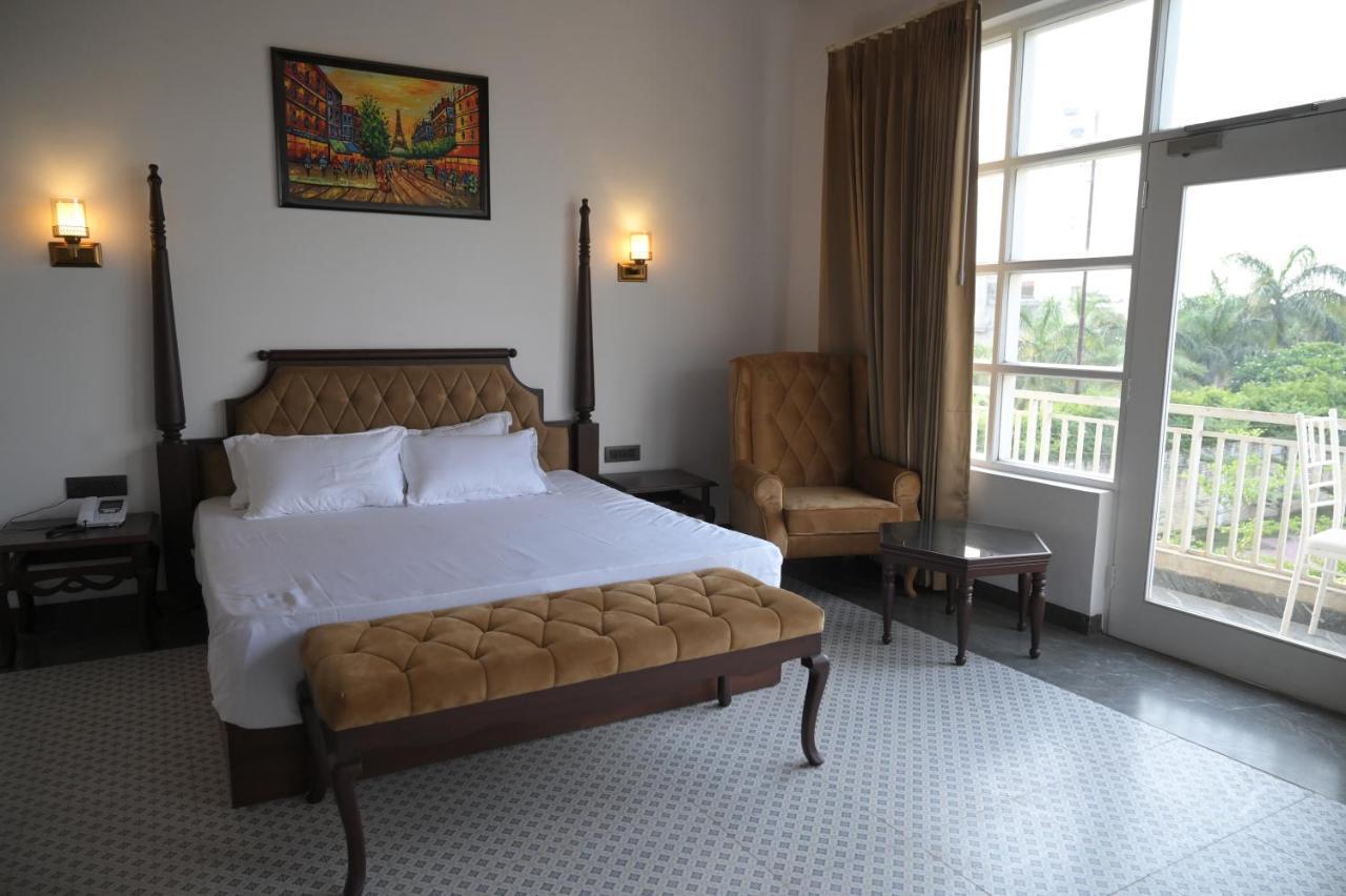 Kamal Resorts - The Luxury Of Being Yourself Ludhiana Bagian luar foto